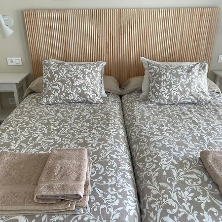 Apartamento En Primera Linea/Beachfront Apartment Fuengirola Exteriör bild