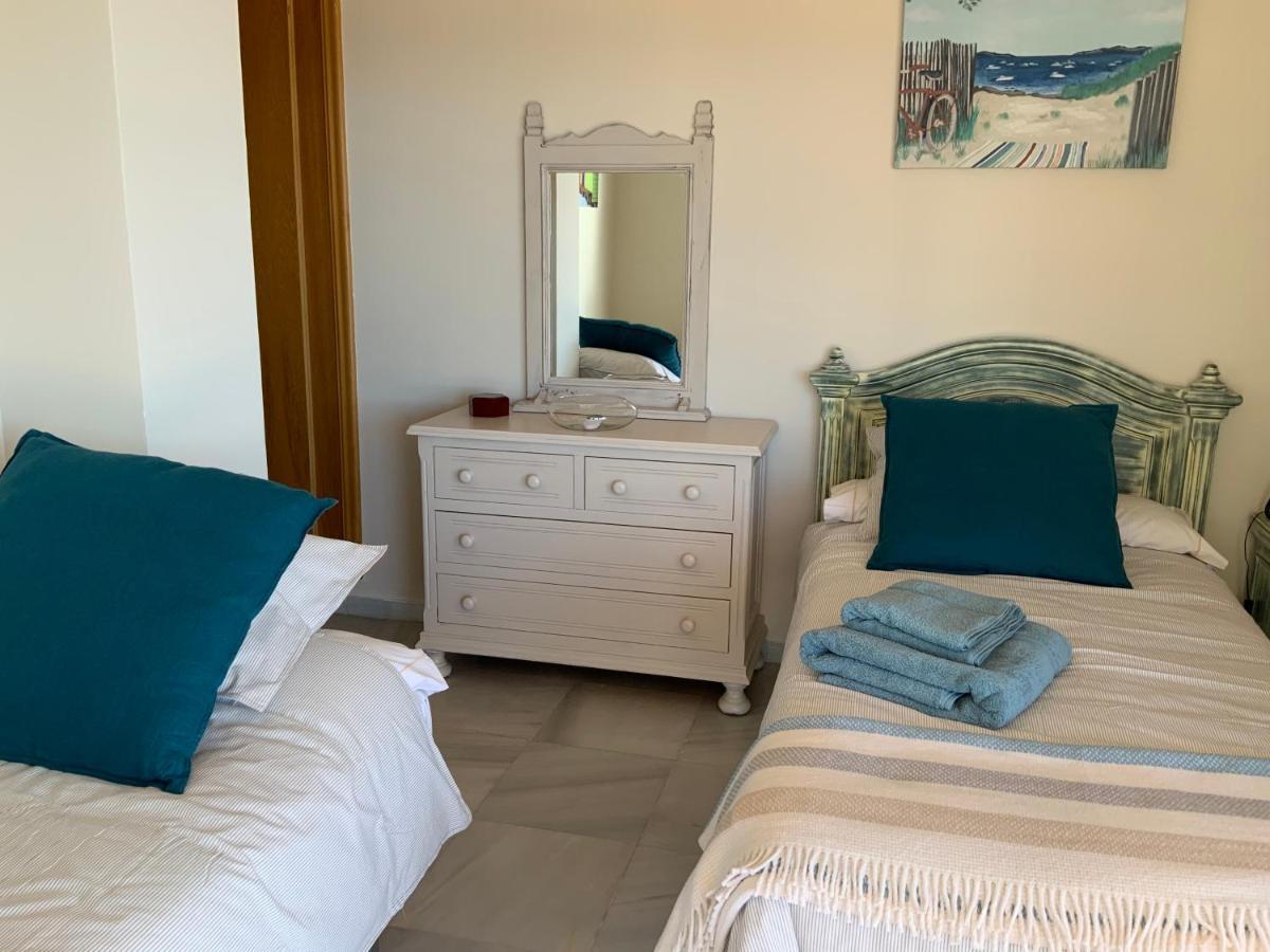 Apartamento En Primera Linea/Beachfront Apartment Fuengirola Exteriör bild