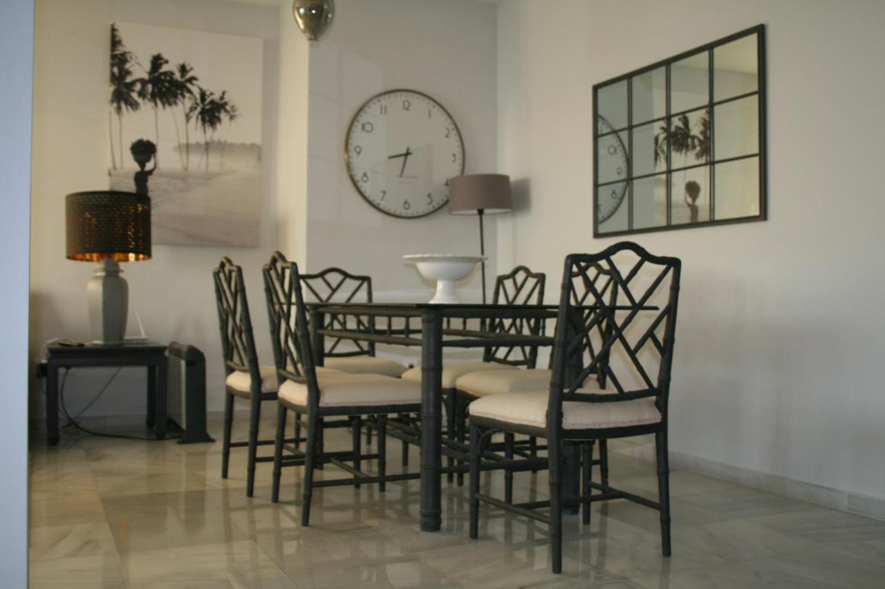 Apartamento En Primera Linea/Beachfront Apartment Fuengirola Exteriör bild
