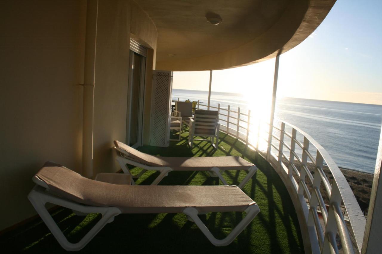 Apartamento En Primera Linea/Beachfront Apartment Fuengirola Exteriör bild