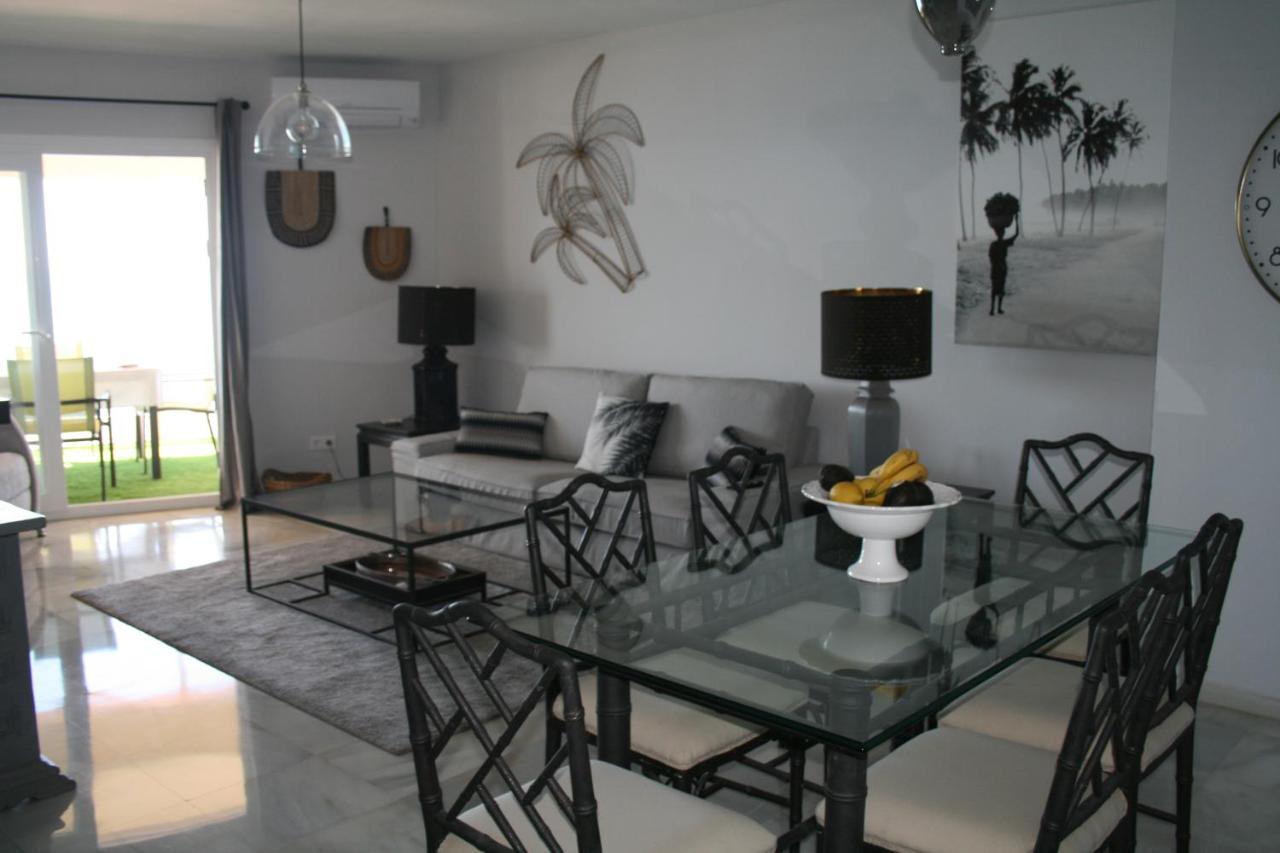 Apartamento En Primera Linea/Beachfront Apartment Fuengirola Exteriör bild