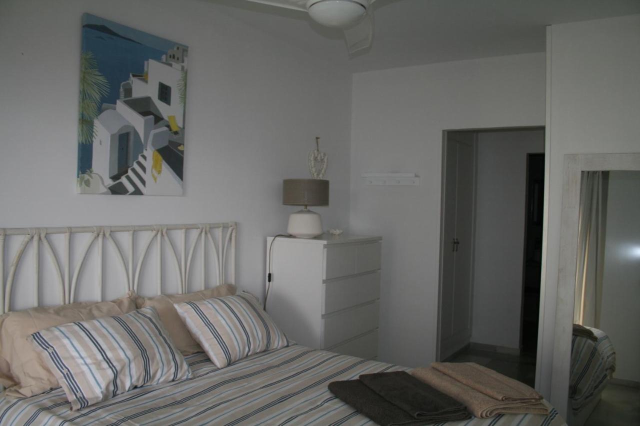 Apartamento En Primera Linea/Beachfront Apartment Fuengirola Exteriör bild