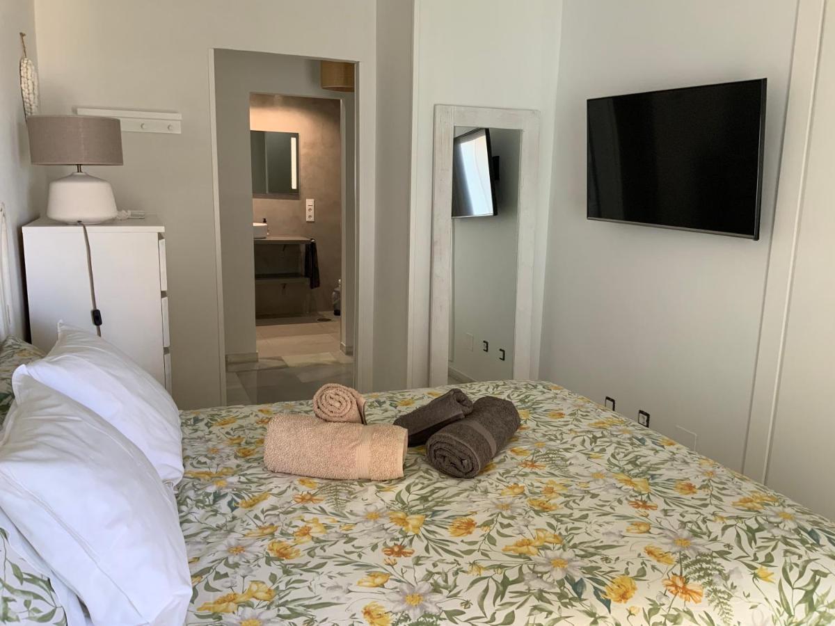 Apartamento En Primera Linea/Beachfront Apartment Fuengirola Exteriör bild