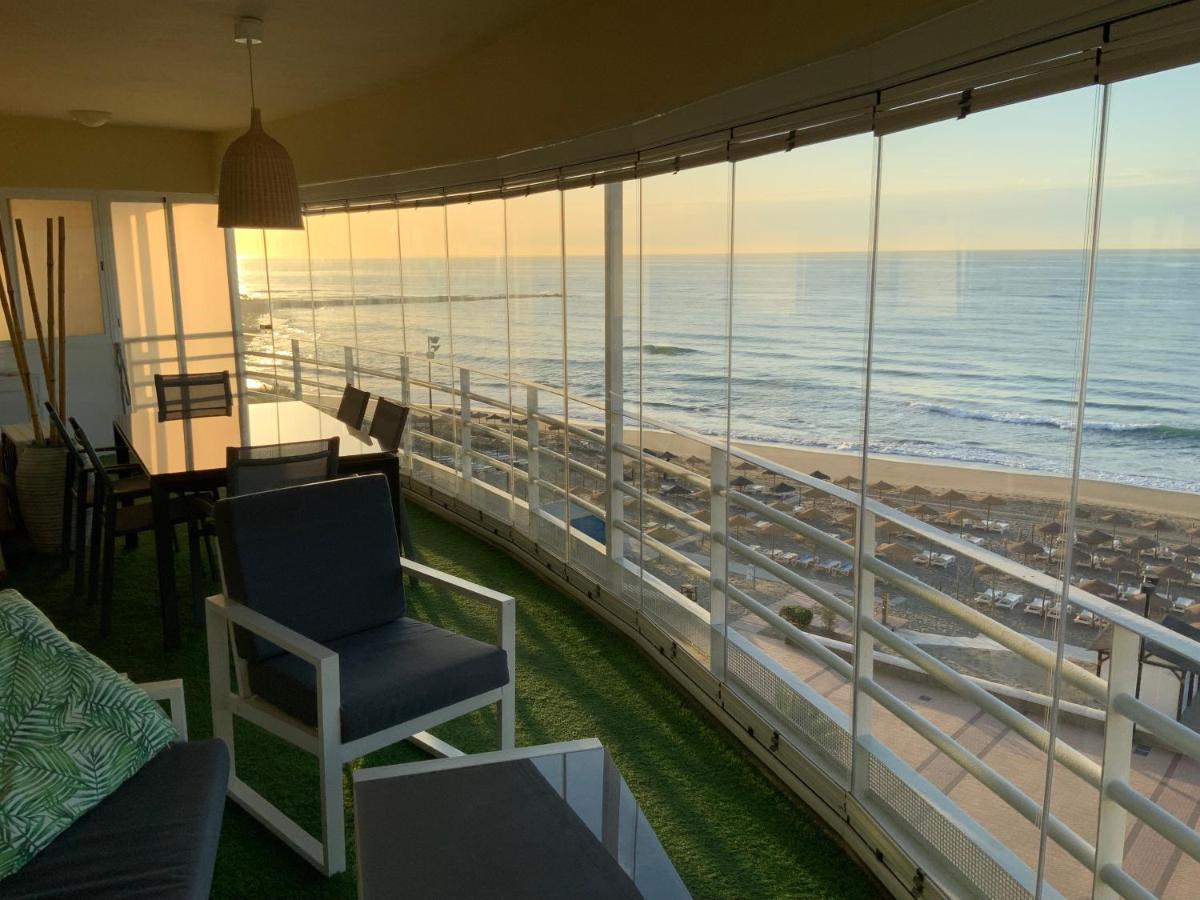 Apartamento En Primera Linea/Beachfront Apartment Fuengirola Exteriör bild