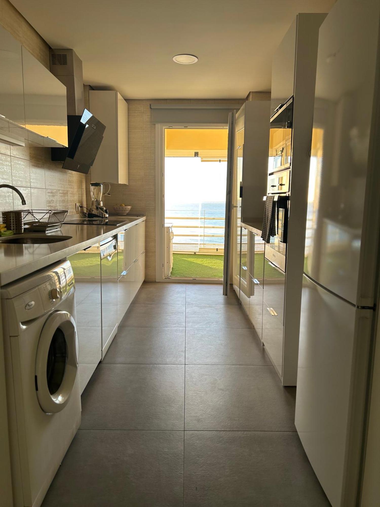 Apartamento En Primera Linea/Beachfront Apartment Fuengirola Exteriör bild