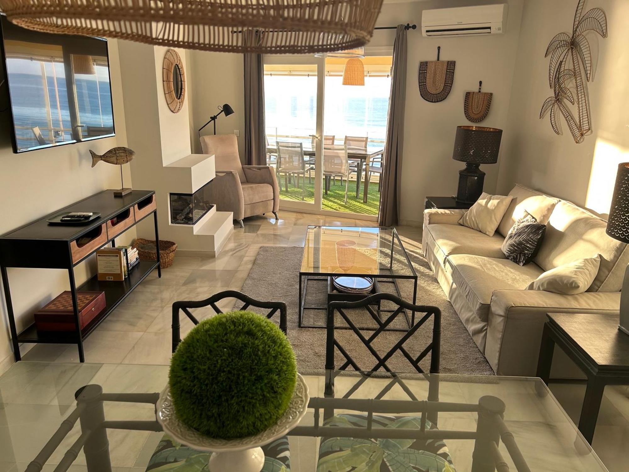 Apartamento En Primera Linea/Beachfront Apartment Fuengirola Exteriör bild