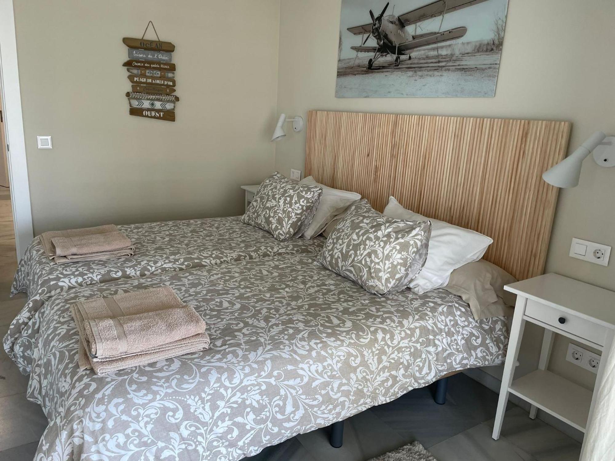 Apartamento En Primera Linea/Beachfront Apartment Fuengirola Exteriör bild
